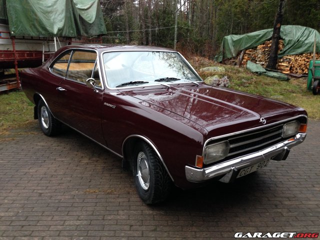 Opel Rekord Coup Garaget