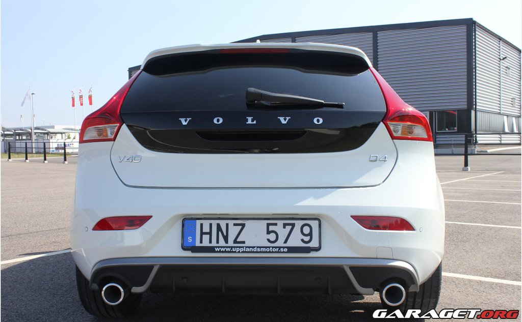 Volvo R-Designs the V40 Hatchback for Europe