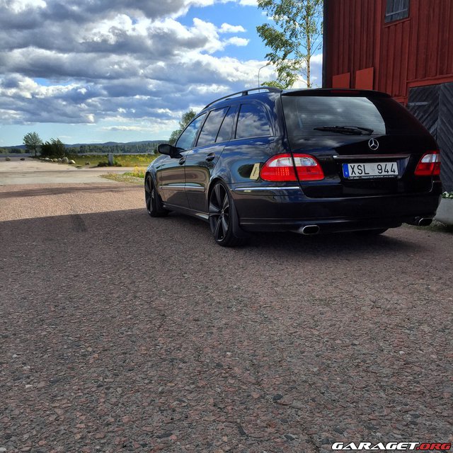 Mercedes benz e240 avantgarde vidyo #3