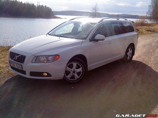 Volvo V70 2 4D Summum Pussen 2008 Garaget