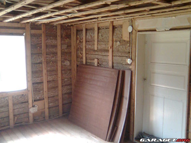 http://www1.garaget.org/gallery/archive/18380/397954_m34x0f.jpg