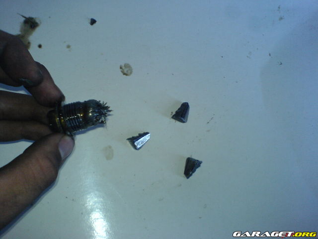 http://www1.garaget.org/gallery/archive/68067/414622_29jm8s.jpg