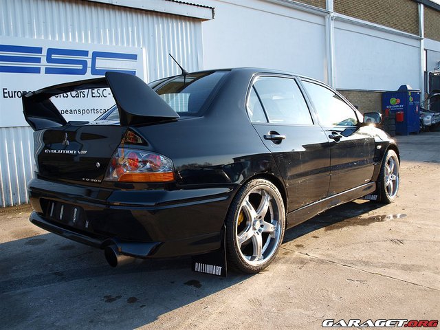 http://www1.garaget.org/gallery/images/92/91827/91827-124d883e1bc3fa5b5f0663d69e39d764.jpg