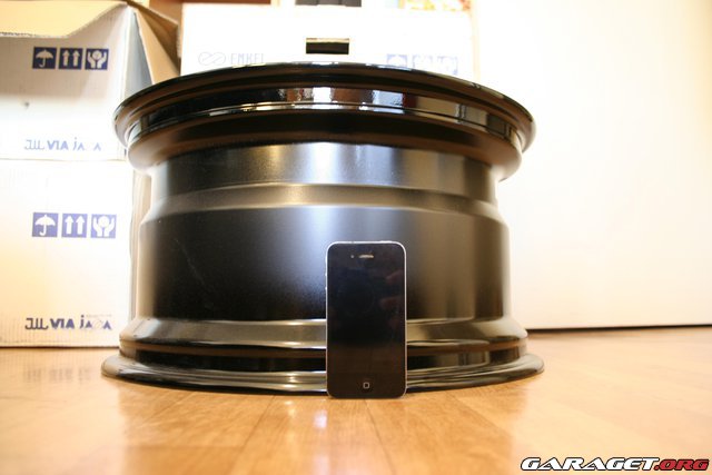 http://www1.garaget.org/gallery/images/92/91827/91827-225b4f4bd23181953ed424f3c9544cb7.jpg