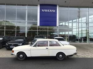 Volvo 142 S
