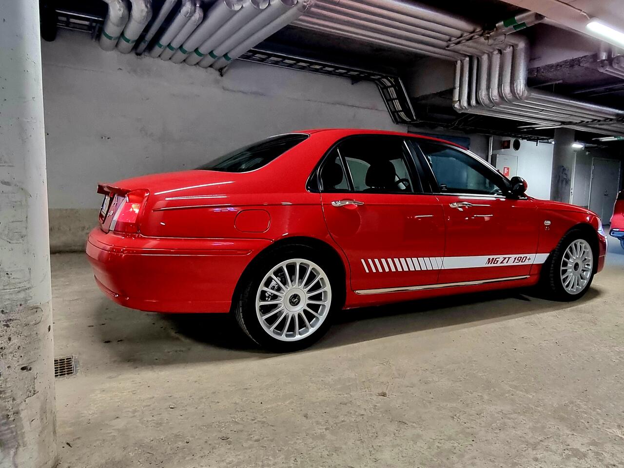 MG ZT 190 Plus "Unik i Sverige" (2003) Garaget