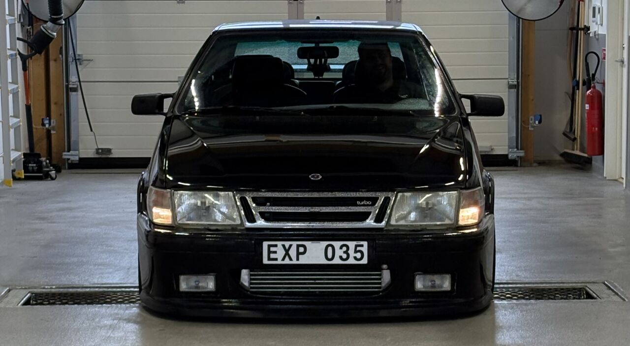 Saab 9000 T16