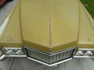 Cadillac Fleetwood brougham