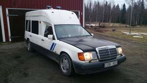 Mercedes W124 ambulans