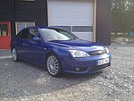 Ford mondeo ST220