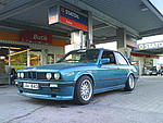 BMW E30 323