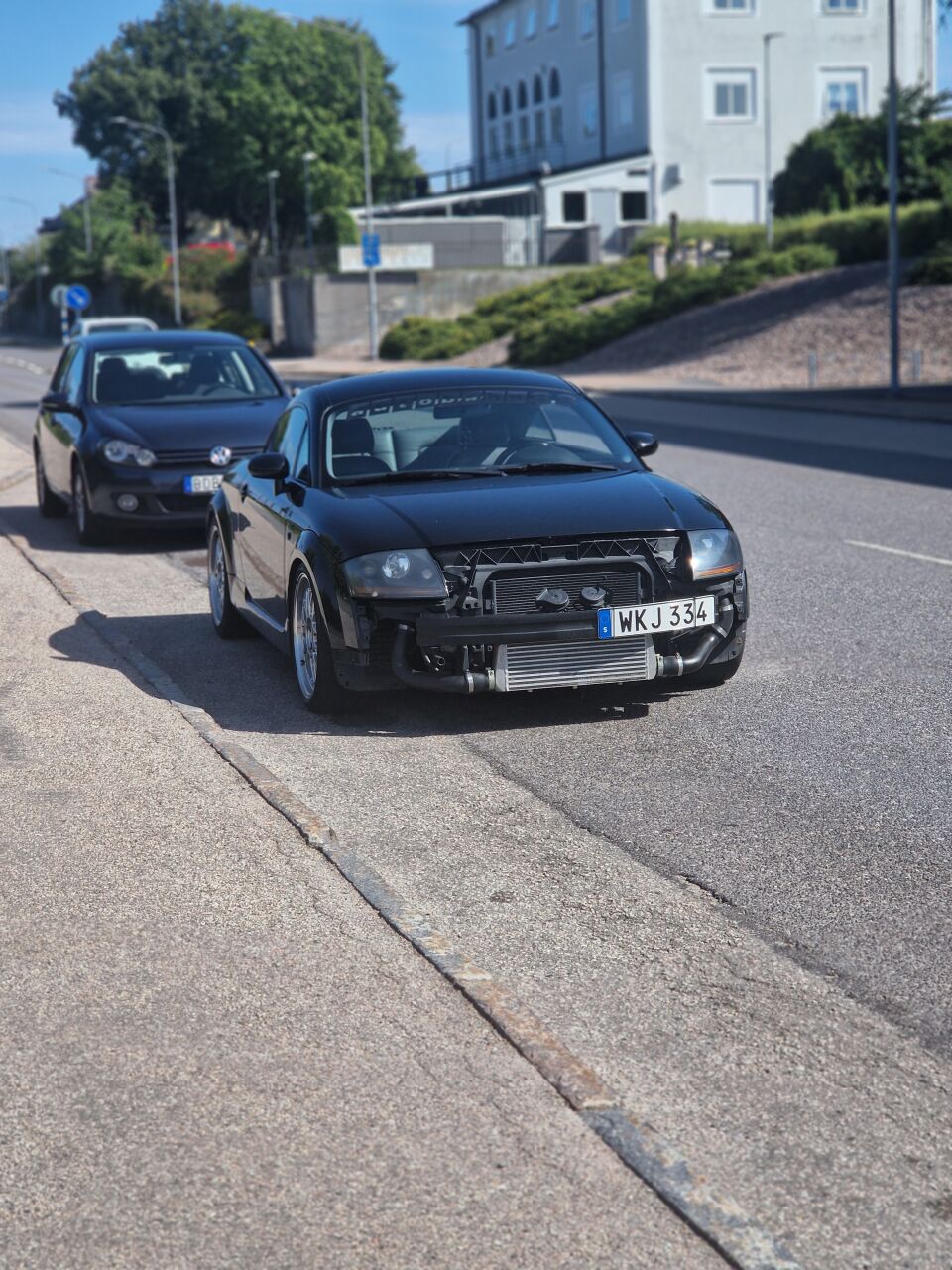 Audi TT 1.8T