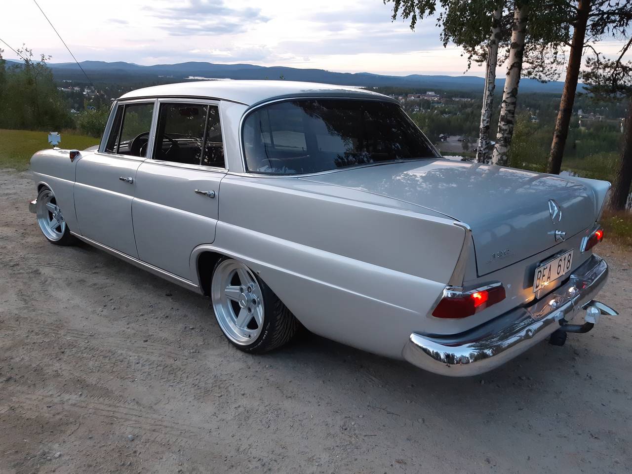 Mercedes 190D