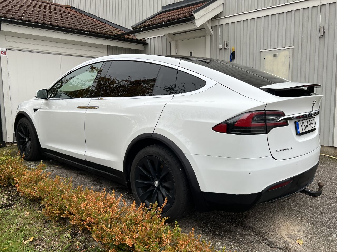 Tesla Model X