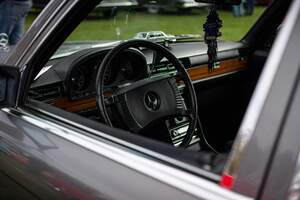 Mercedes W116 350SE V8