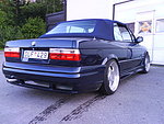 BMW E30 327i cab