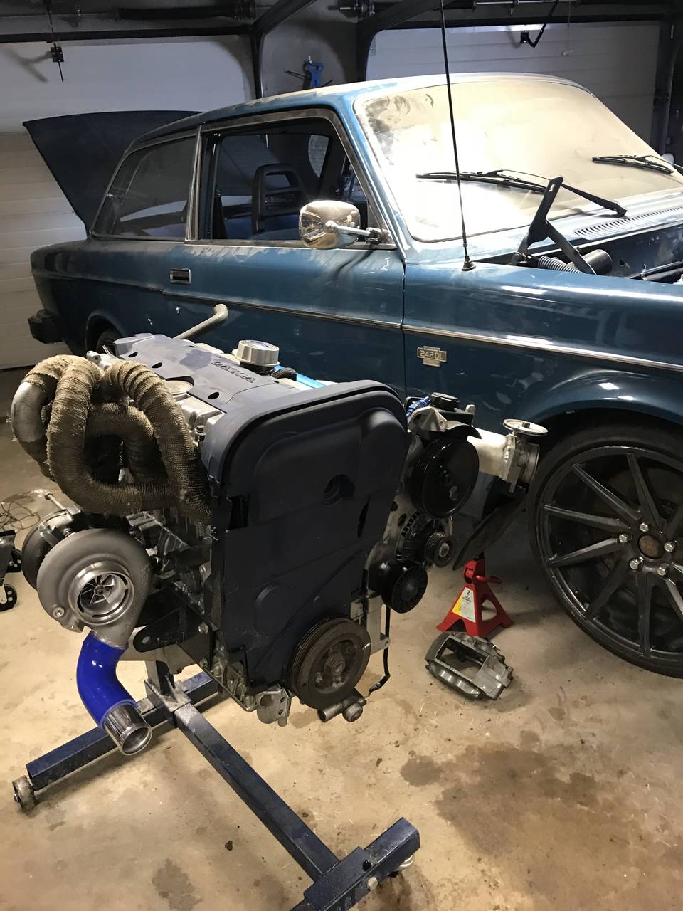 Volvo 242 DL