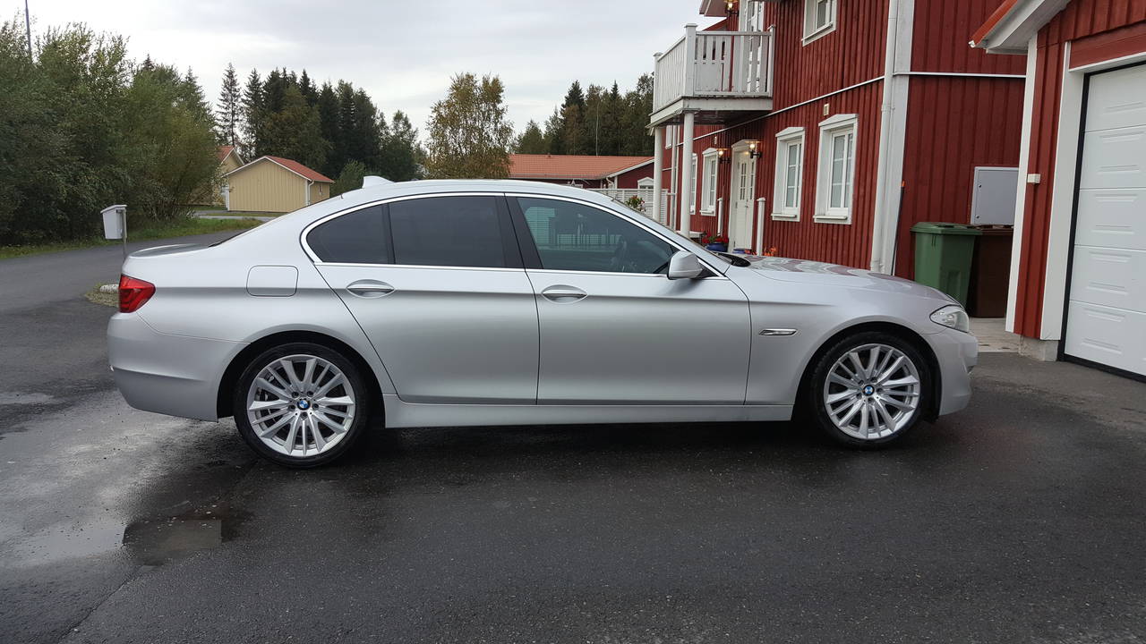 Bmw 523i 2011