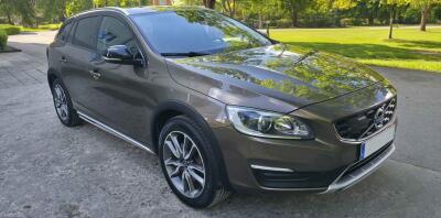 Volvo V60 Cross Country D4 AWD