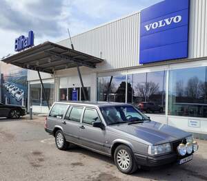 Volvo 945 GL 2.3 kombi