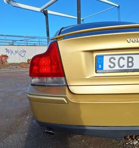 Volvo S60 T5 sedan