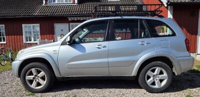 Toyota RAV4 2.0 XA20 VVT-I 4x4 suv