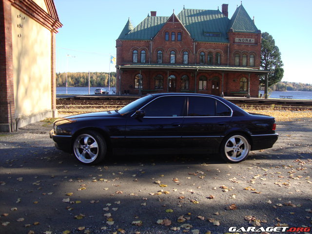 Bmw 728 e38