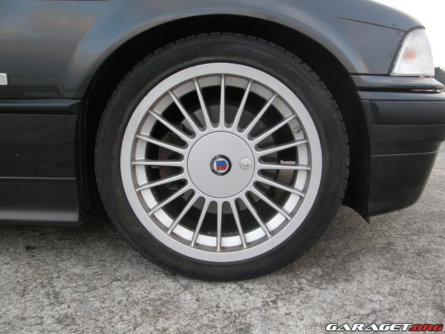 Bmw diamantschwarz metallic