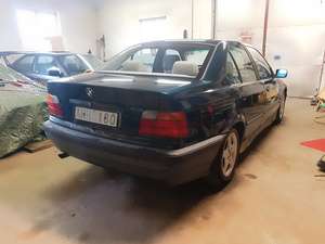 BMW E36 Sedan