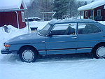 Saab 900 i
