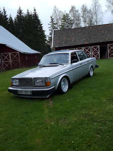 Volvo 264 D24TIC