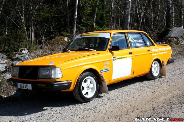 Volvo 240 rally