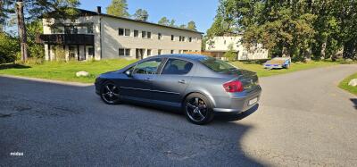 Peugeot 407 2.0 hdi