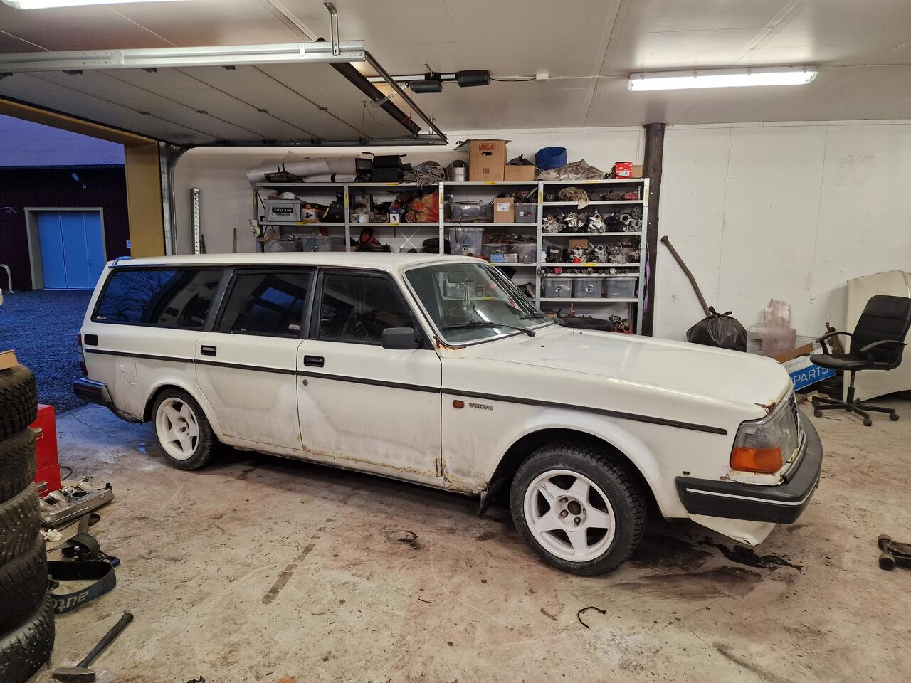 Volvo 245 GL Fajsmaskin
