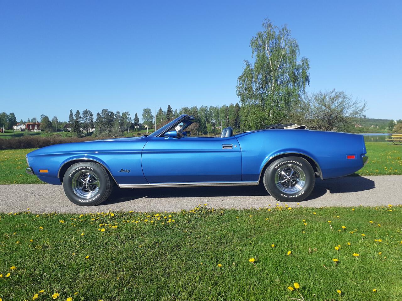 Ford Mustang Convertible