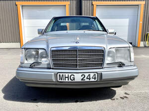 Mercedes E200 W124