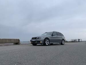 BMW E91 320I