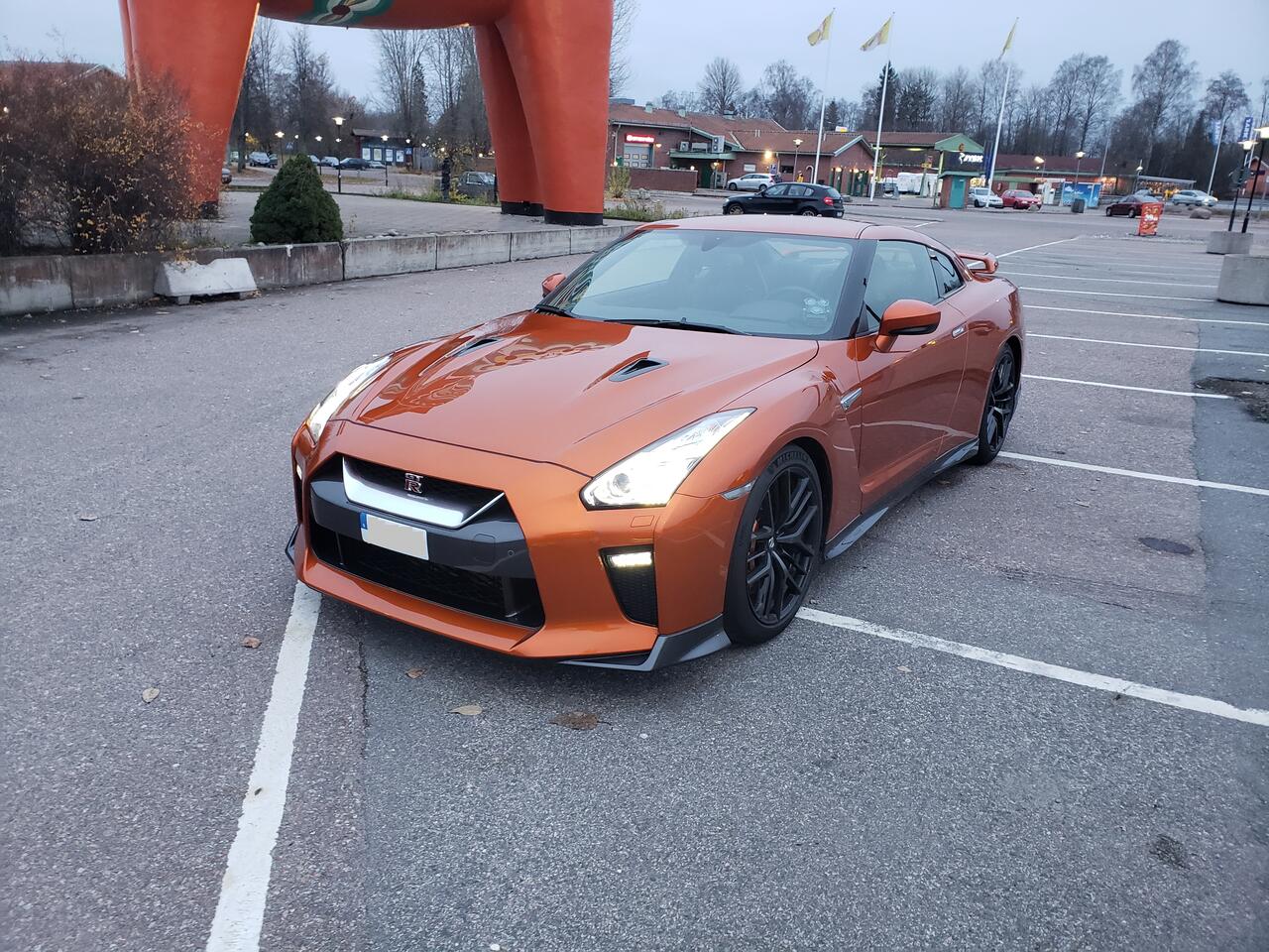 Nissan GT-R