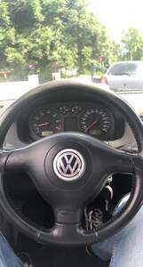 Volkswagen Golf 1.6 i