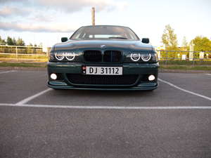 BMW E39 523IA Sedan