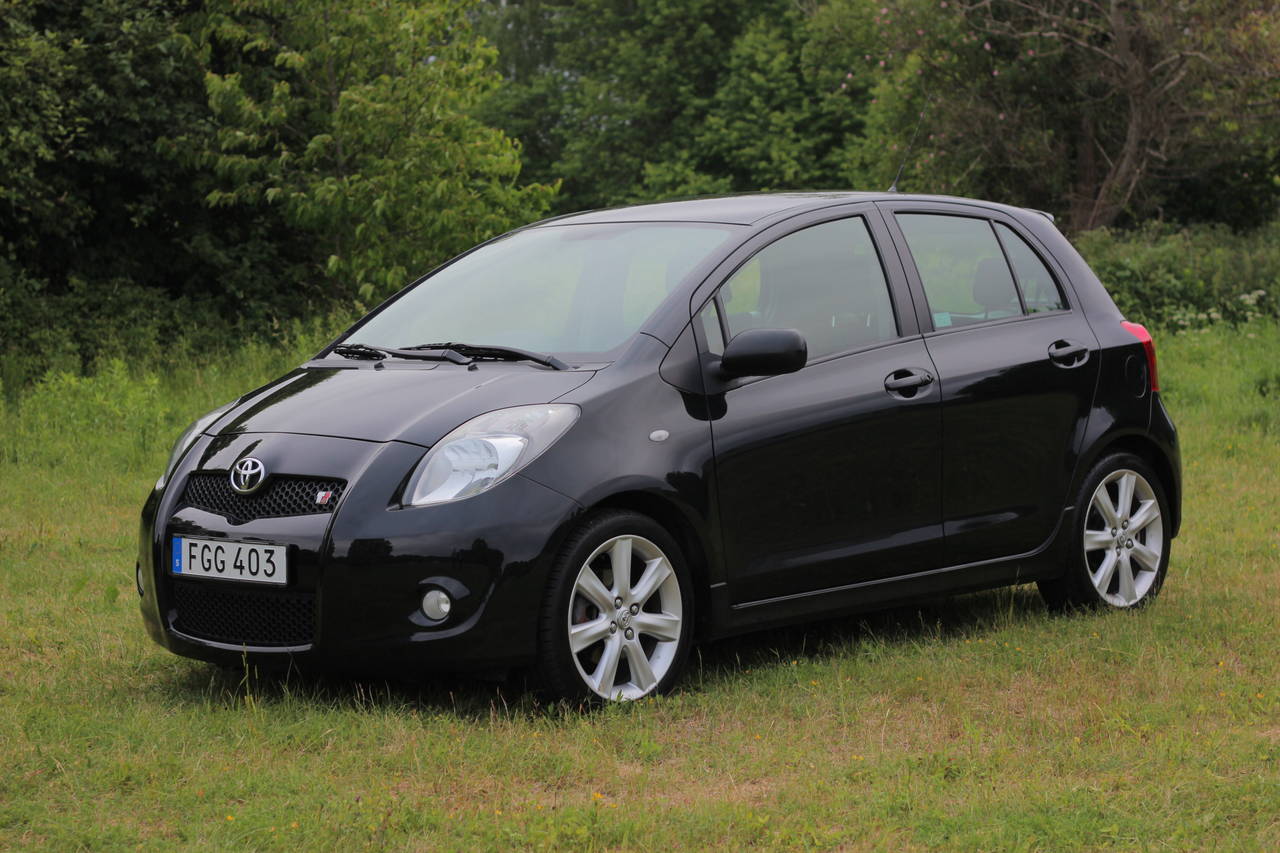 Toyota Yaris 1.8 T-SPORT