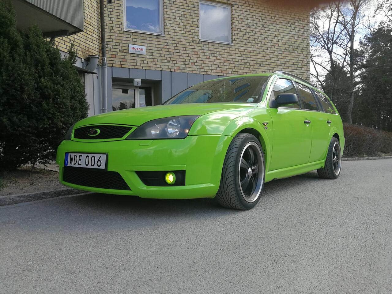 Ford Mondeo ST220