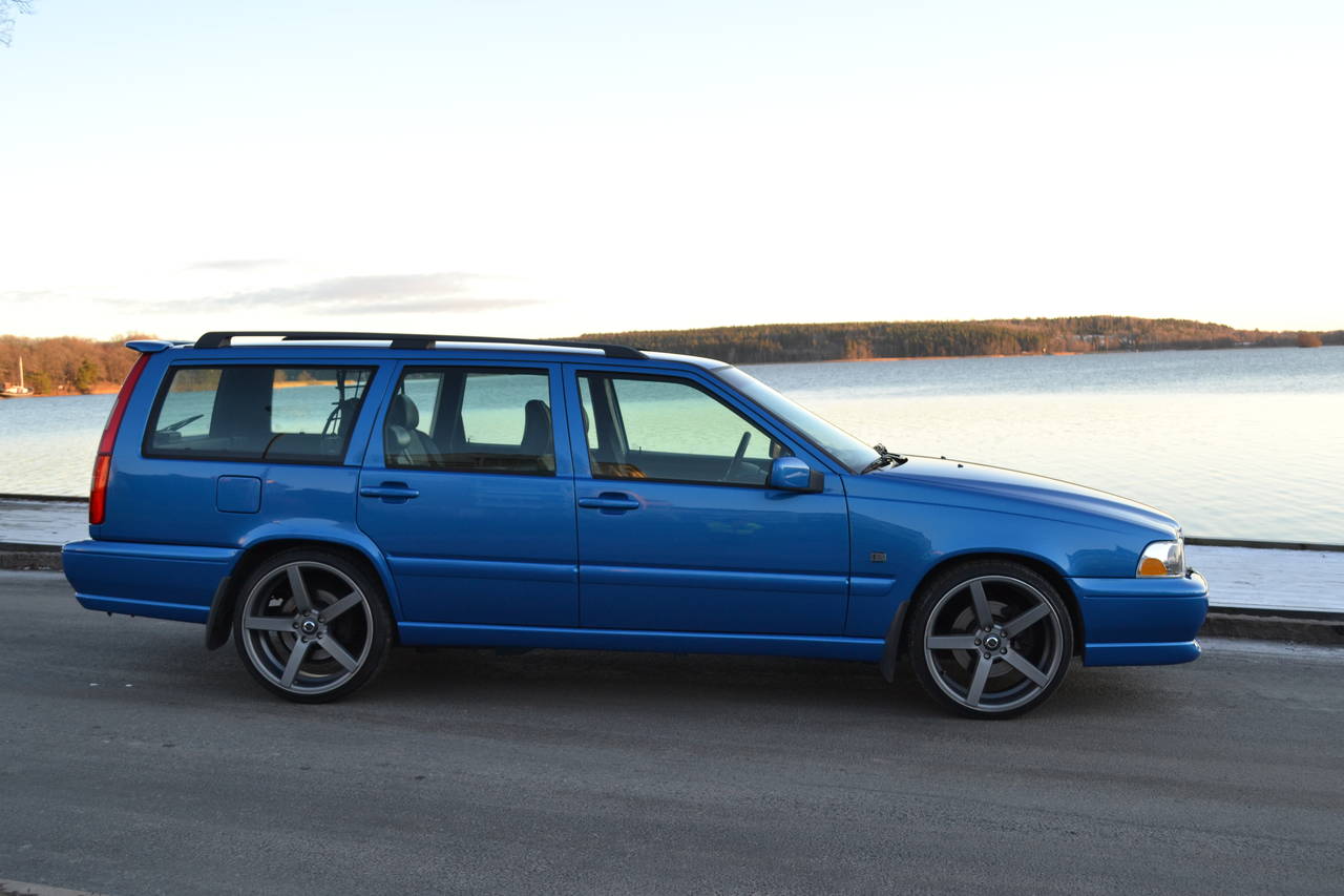 Volvo V70 R AWD