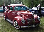 Ford deluxe coupe