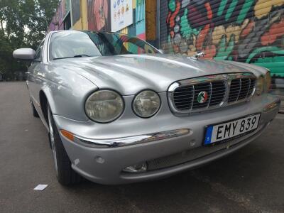 Jaguar XJ6