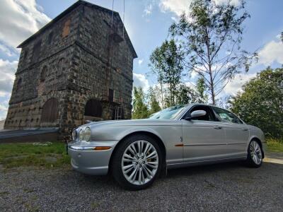 Jaguar XJ6