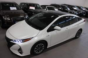 Toyota Prius PHV plug-in-hybrid