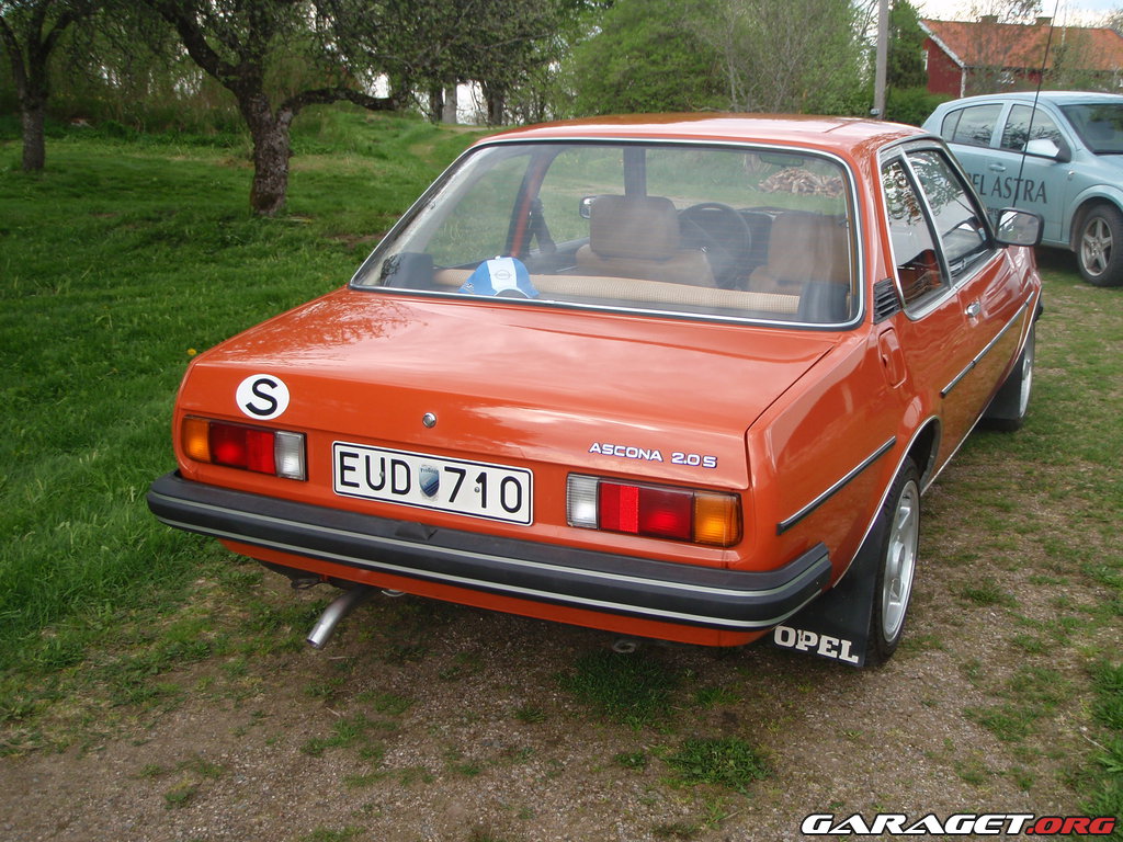 Opel Ascona B 2,0S "7000 Mil" (1980) - Garaget