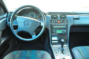 Mercedes E 300 TD Turbo Diesel