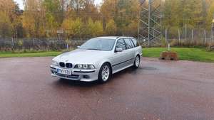 BMW E39 525IA
